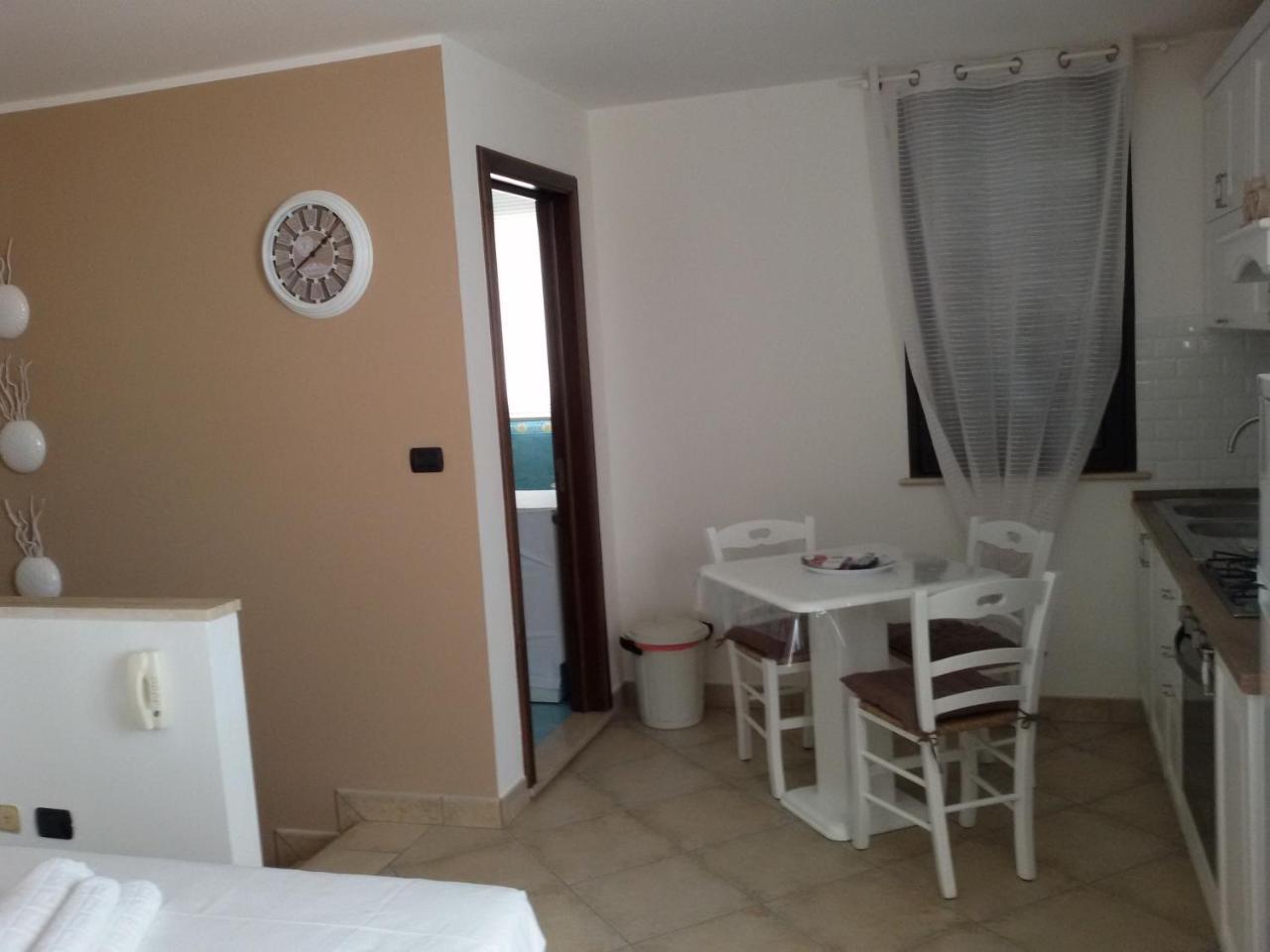 Casa Solarium Villa กาลาโตเน ภายนอก รูปภาพ